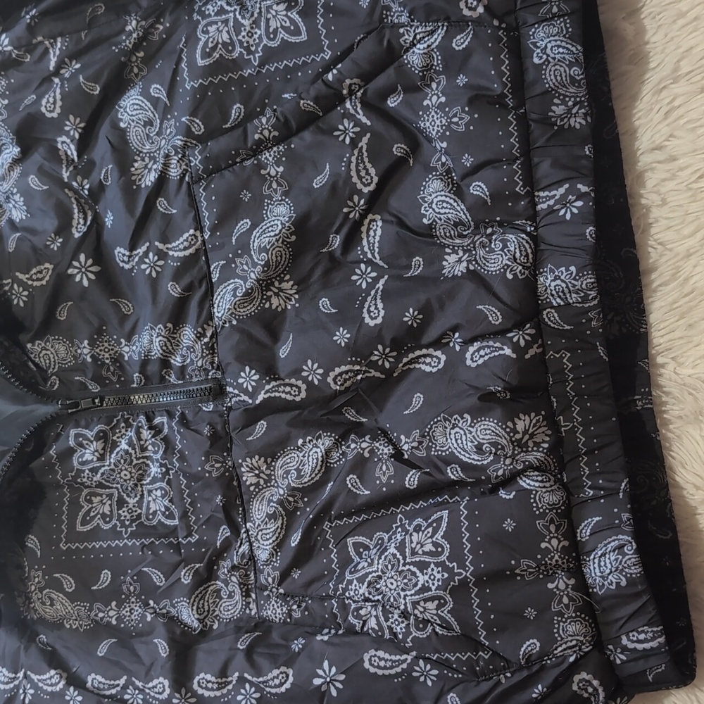 Forever 21 Paisley Puffer Half Zip Black & Grey Oversized Pullover Coat XS - Picture 5 of 11